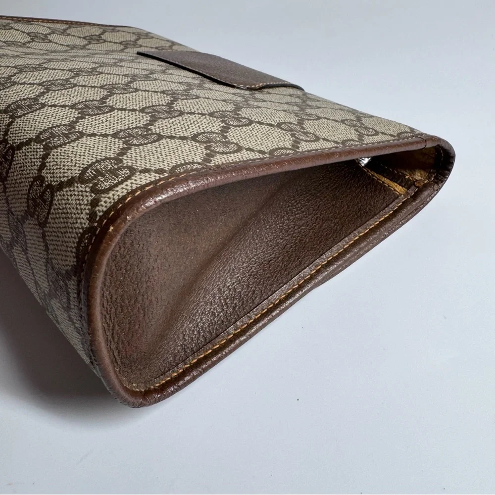 Gucci Supreme GG Monogram  Clutch Crossbody Bag - Picture 12 of 17